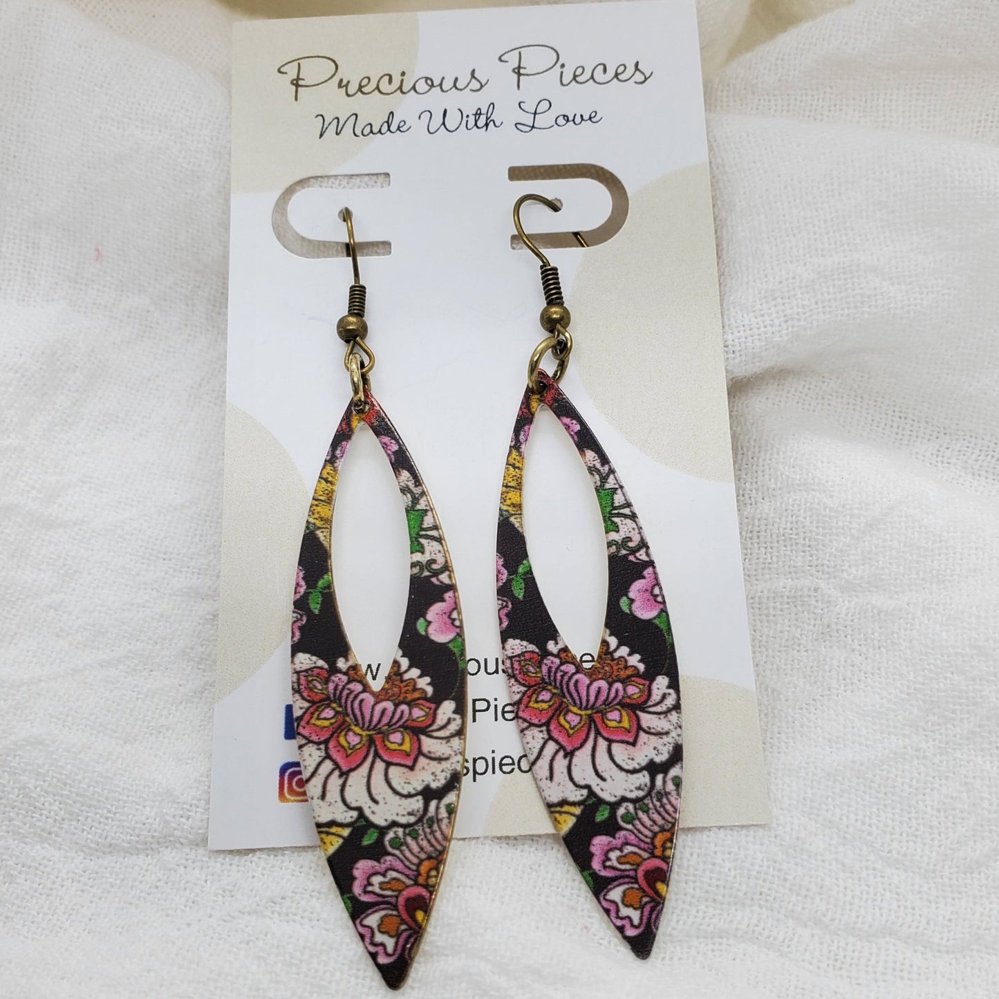 Oval Floral Dangle Earrings