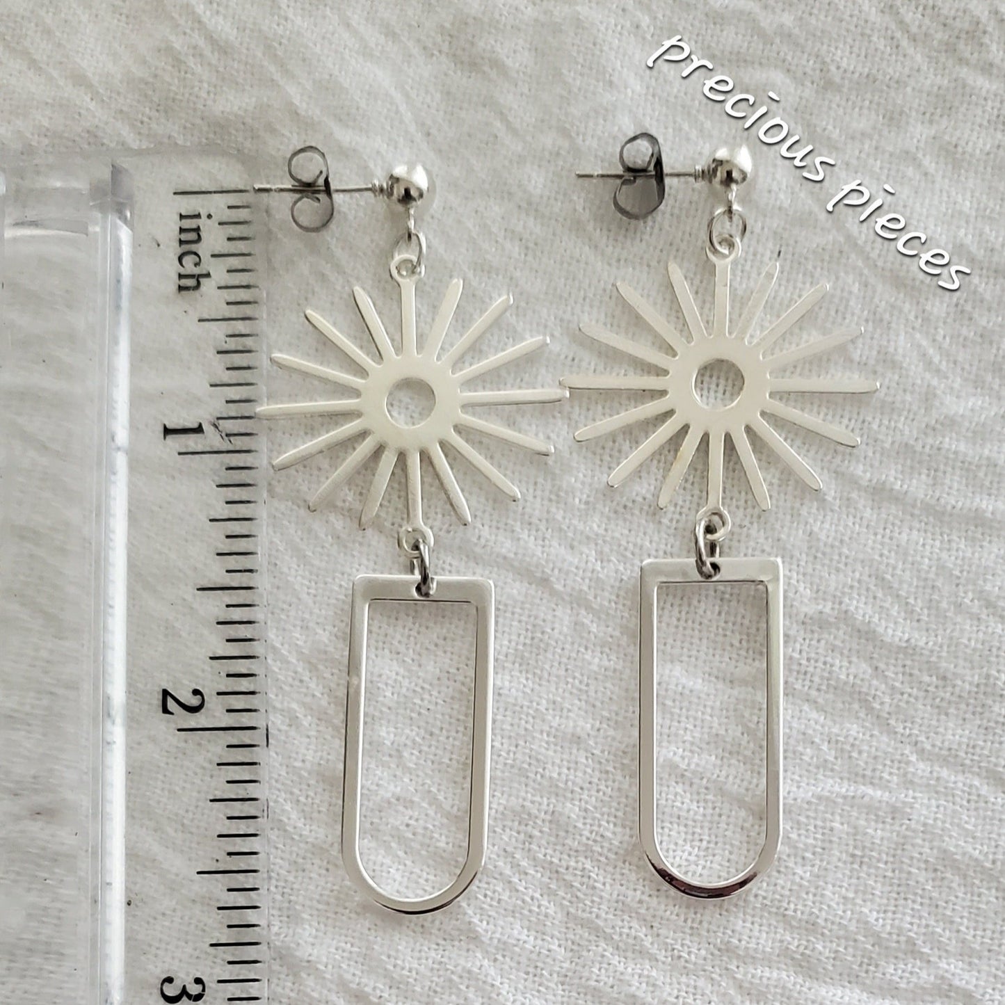 Sun Shaped Dangle Earrings