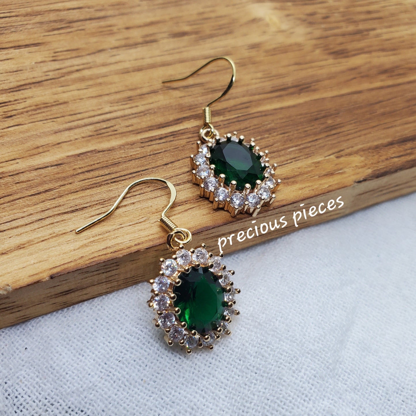 Vintage Oval Glass Emerald Green Earrings