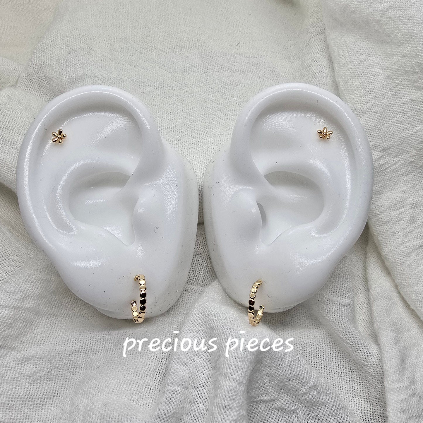 Mini Daisy Flower Stud Earrings