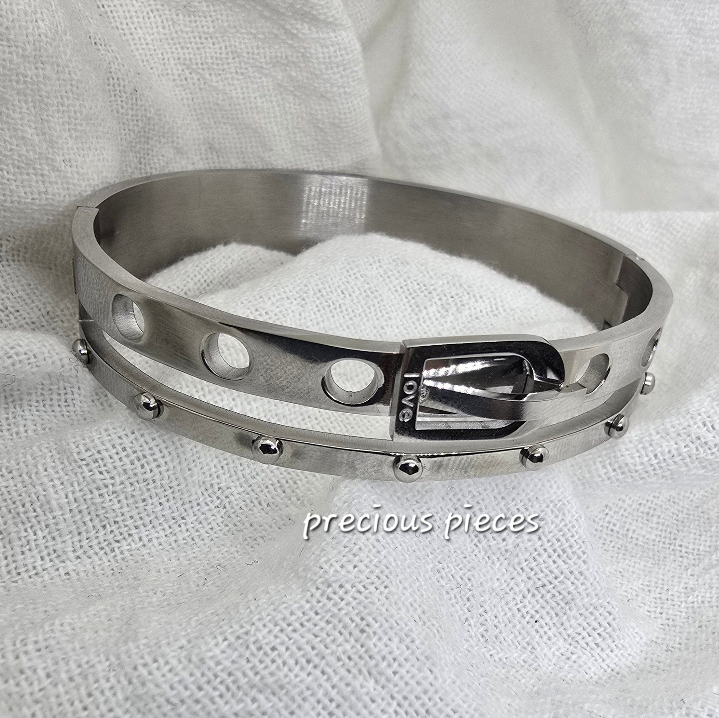 Stainless Steel Belt Shape Love Word Bangle Bracelet