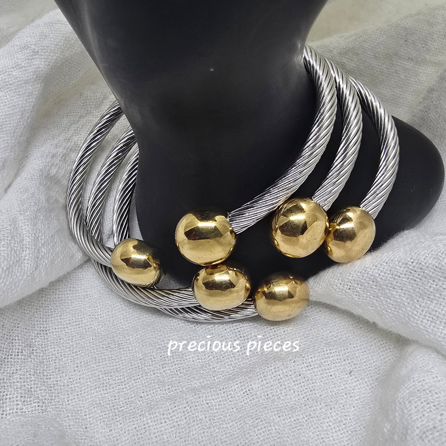 Stainless Steel Round Ball Open Bangle Bracelet