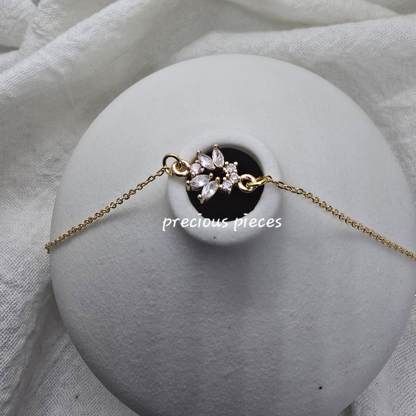 Zirconia Flower Bracelet