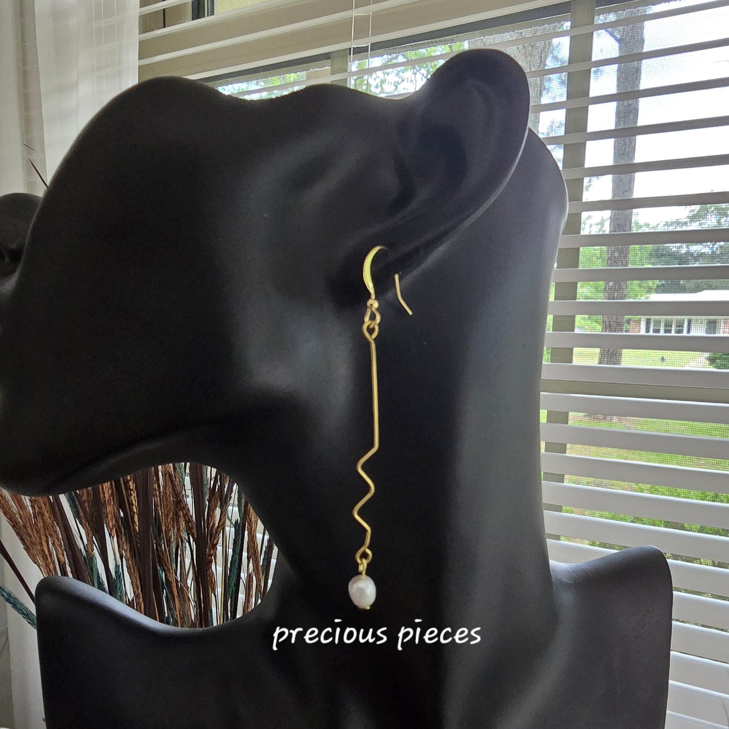 Zigzag Pearl Drop Earrings