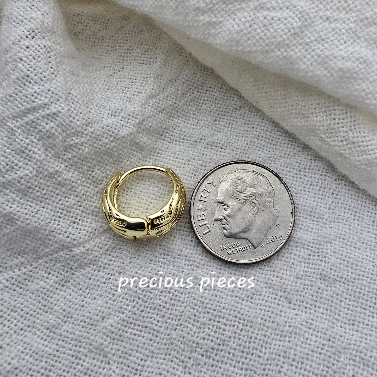 Mini Oval Huggie Earrings