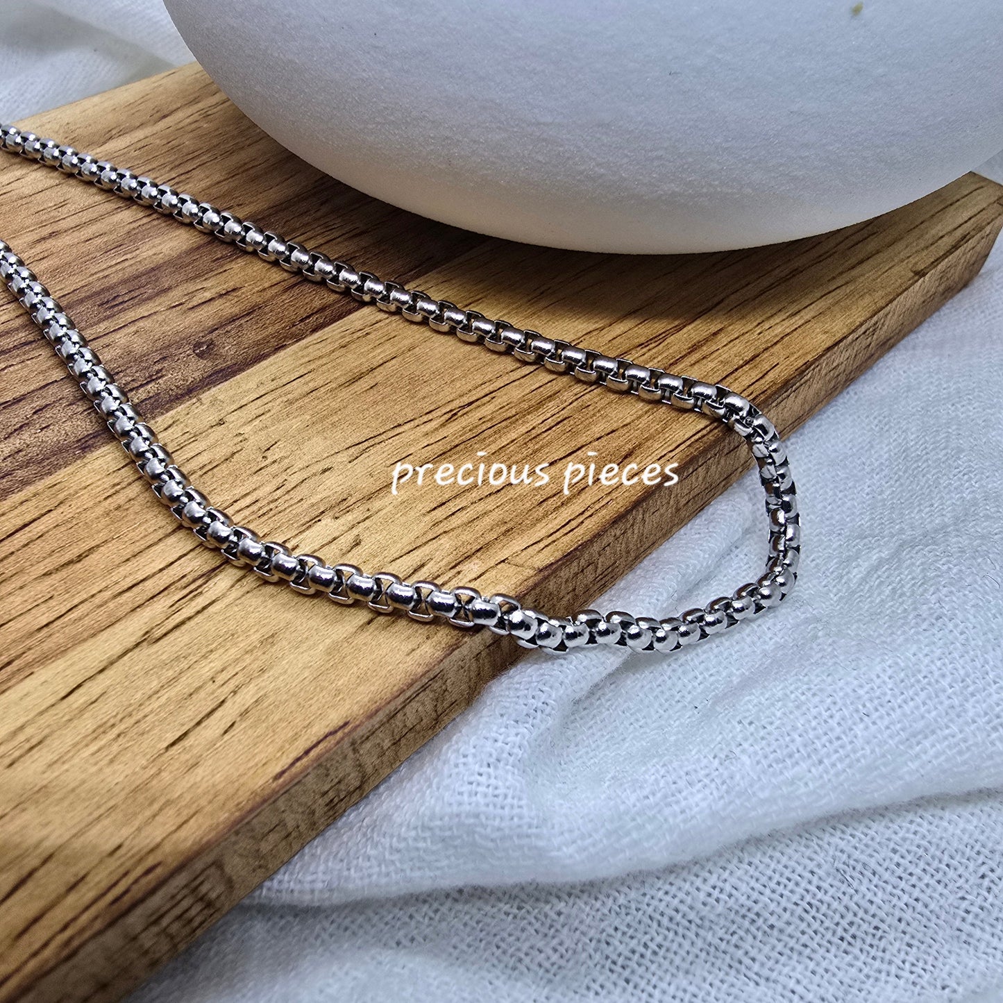Half Round Box Chain Necklace