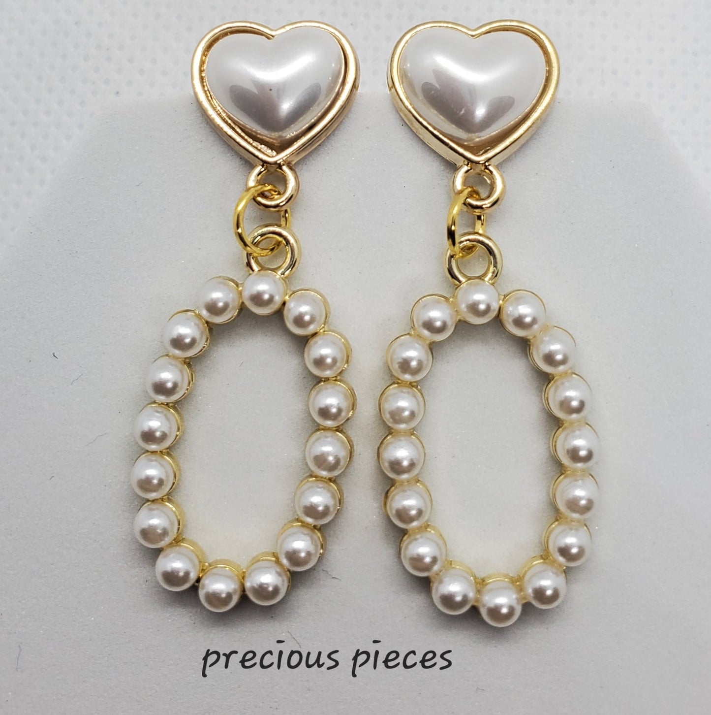 Love for Pearls Earrings