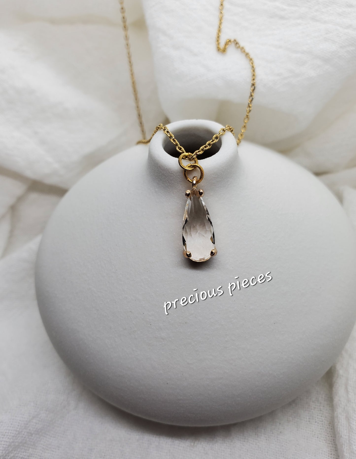 Vintage Teardrop Necklace