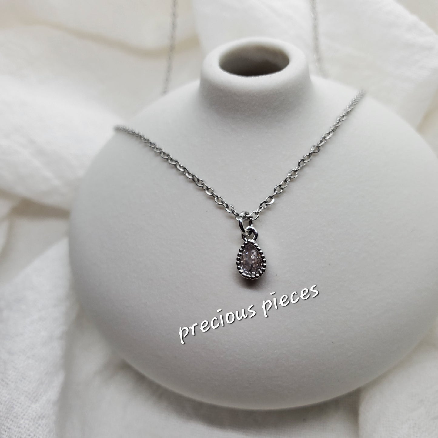 Dainty Teardrop Necklace