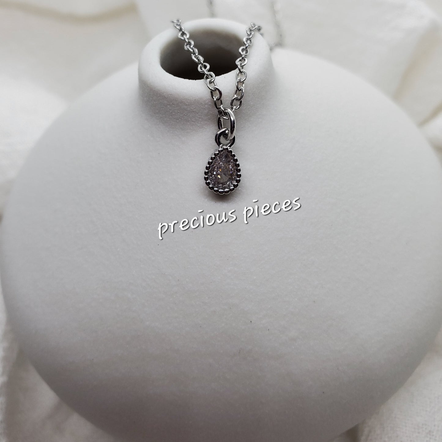 Dainty Teardrop Necklace