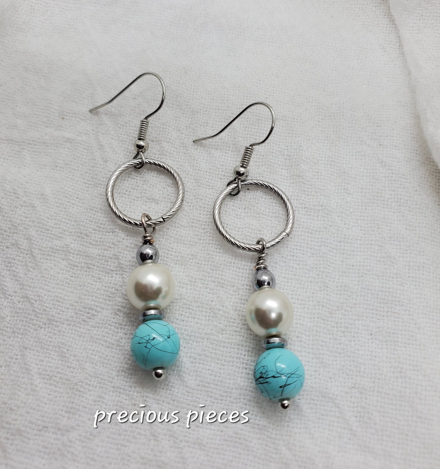 Splatter and Pearl Beaded Dangle Earrings