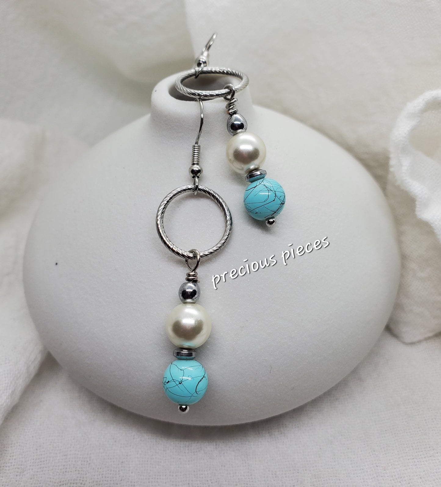 Splatter and Pearl Beaded Dangle Earrings