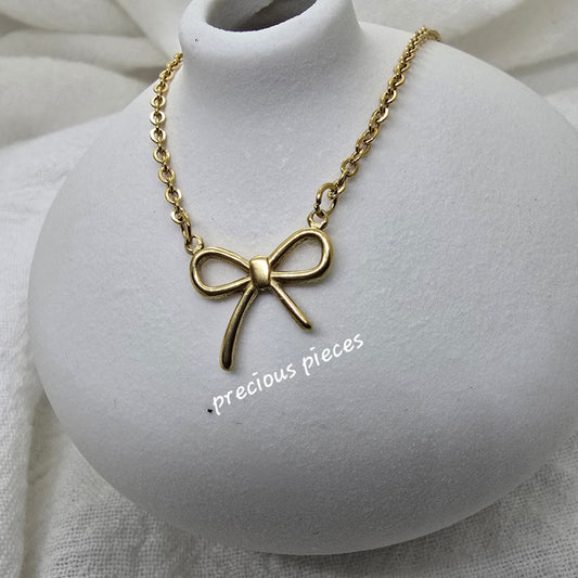 Bow Necklace