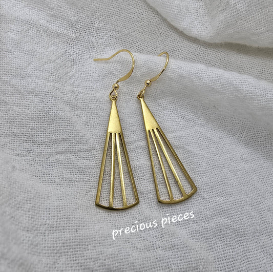 Scallop Dangle Earrings