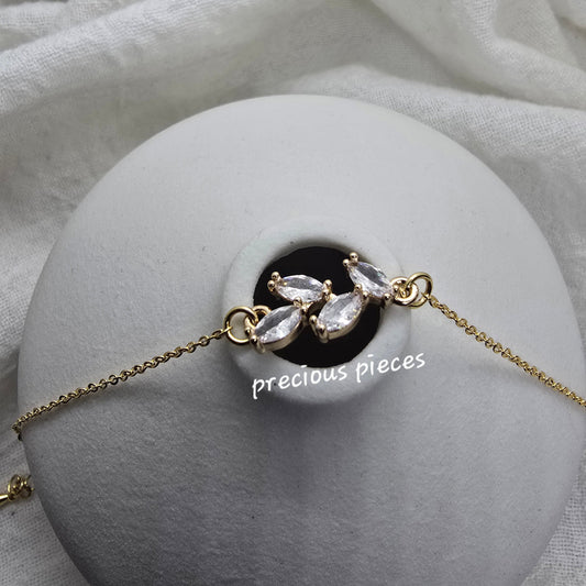 Zirconia Leaf Bracelet