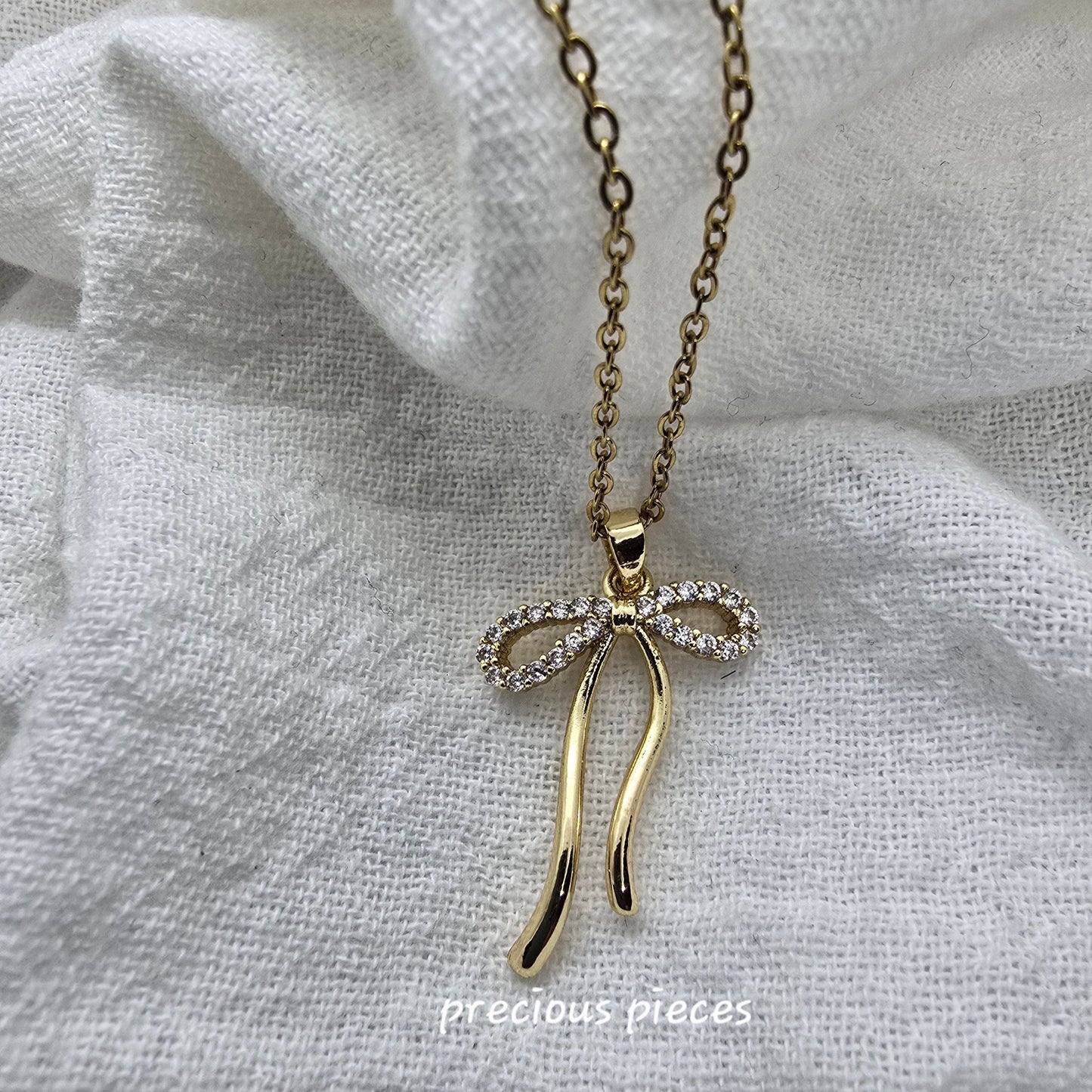 Rhinestone Bow Necklace