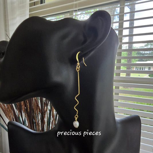 Zigzag Pearl Drop Earrings