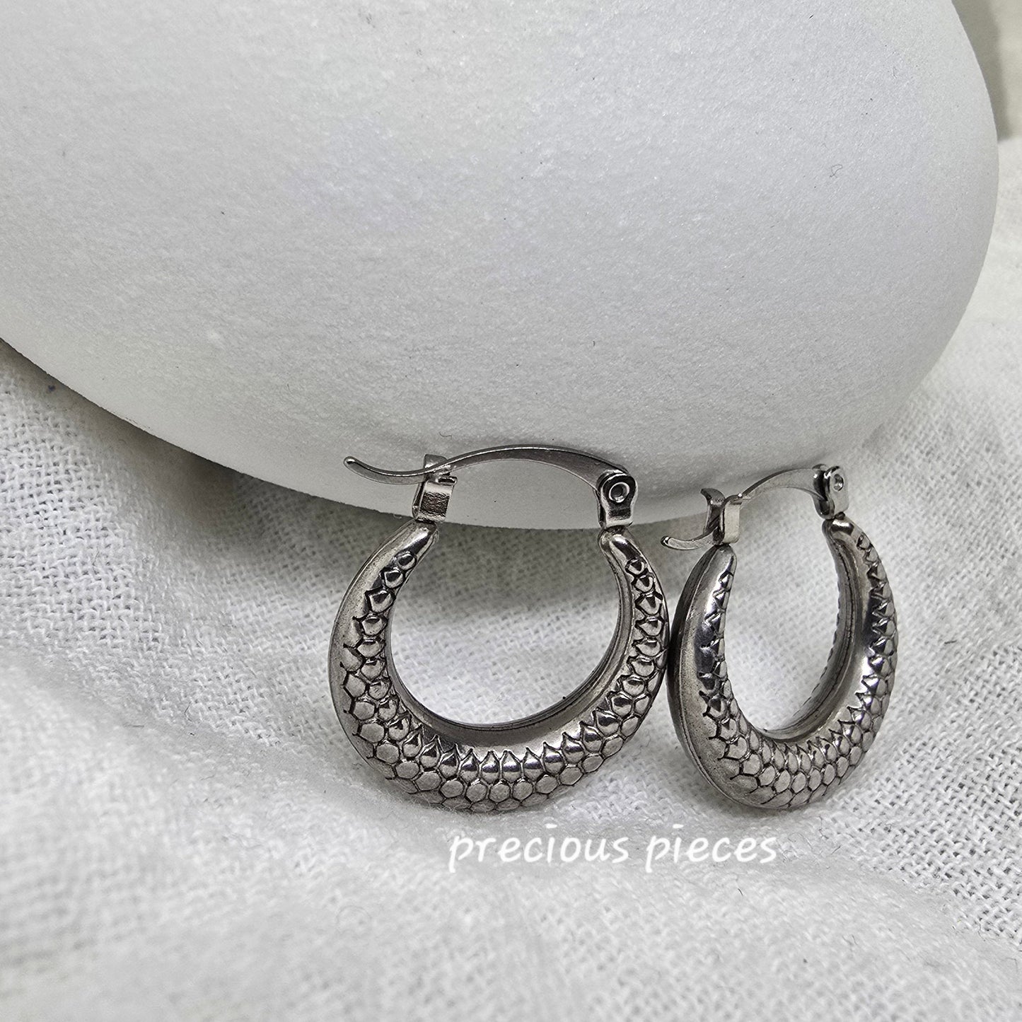 Honeycomb Pattern Silver Hoop Earrings