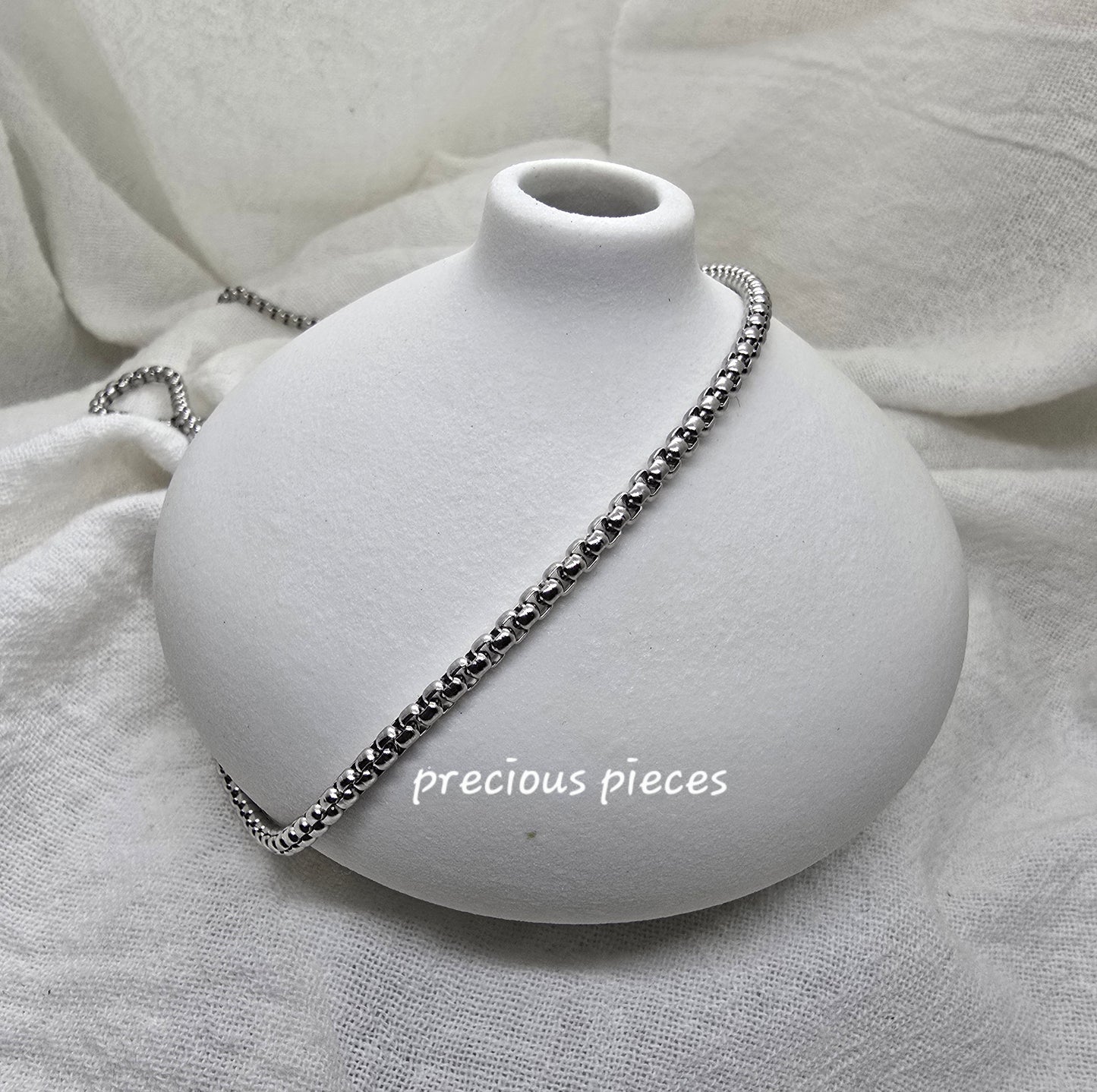 Half Round Box Chain Necklace