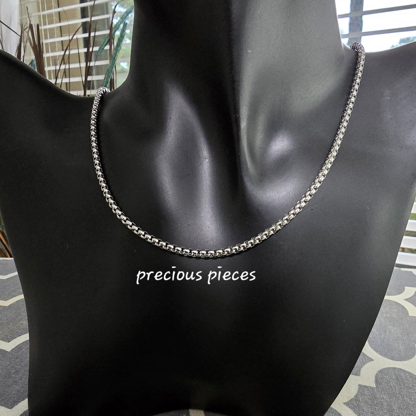 Half Round Box Chain Necklace