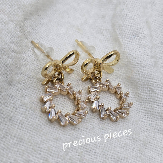 Gold Bow and Wreath Earrings
