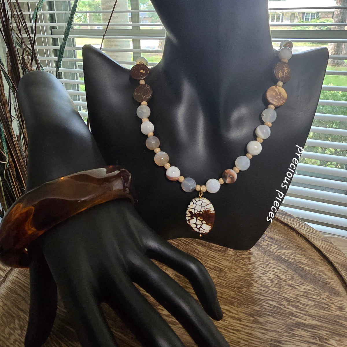 Amber Agate Beaded Necklace