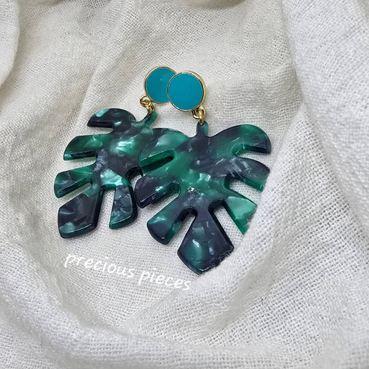 Green Monstera Leaf Earrings