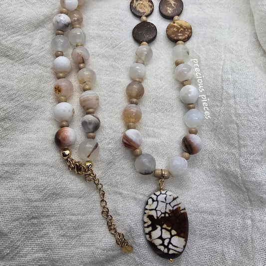 Amber Agate Beaded Necklace