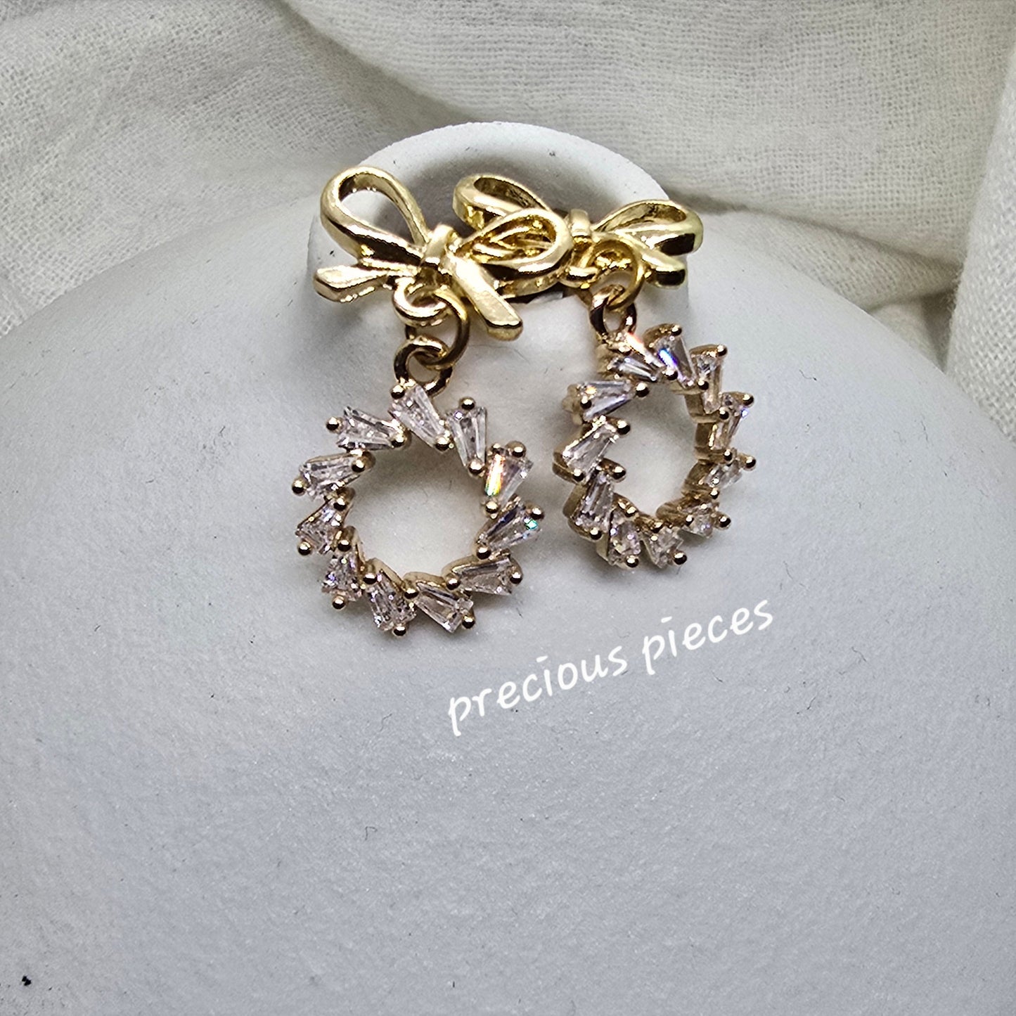 Gold Bow and Wreath Earrings