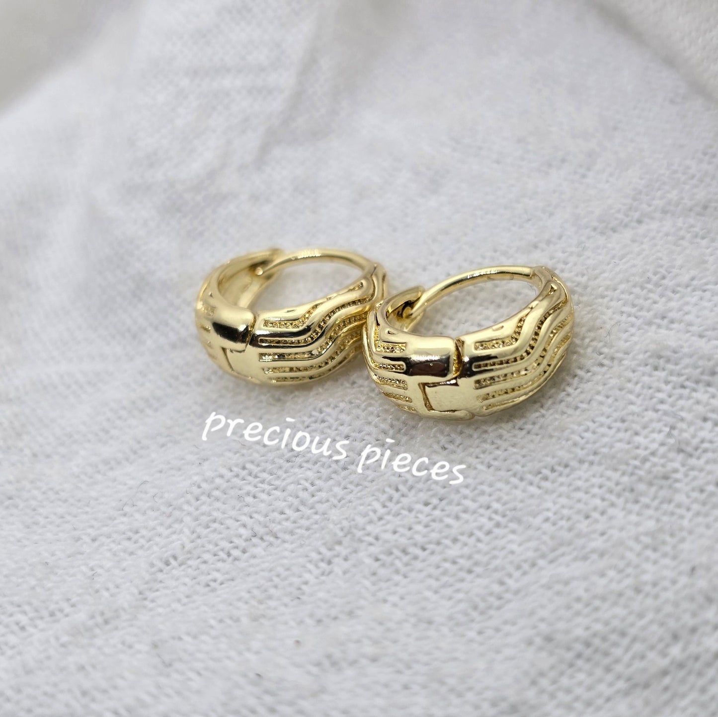 Mini Oval Huggie Earrings