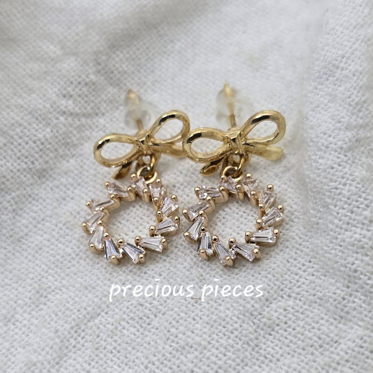 Gold Bow and Wreath Earrings