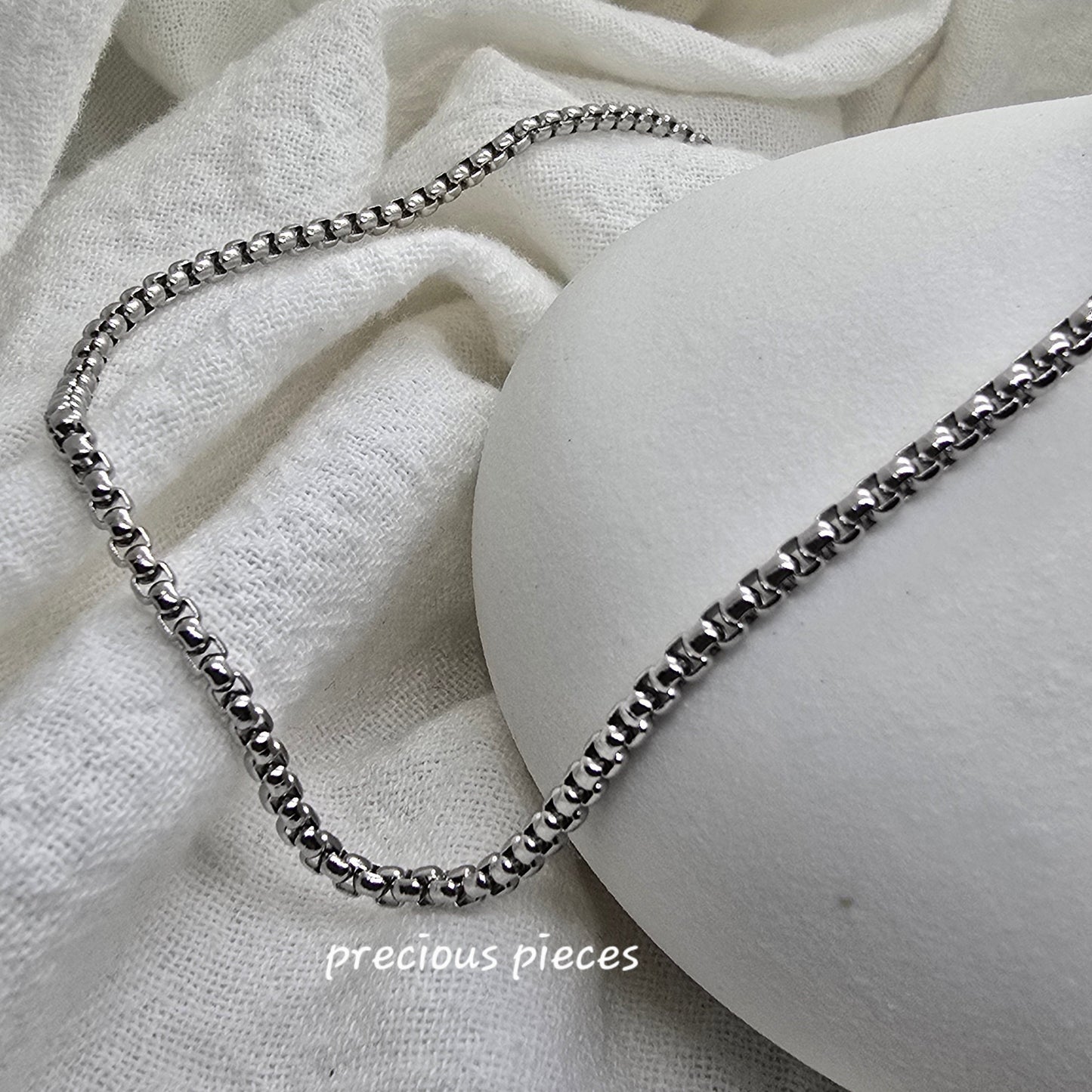 Half Round Box Chain Necklace