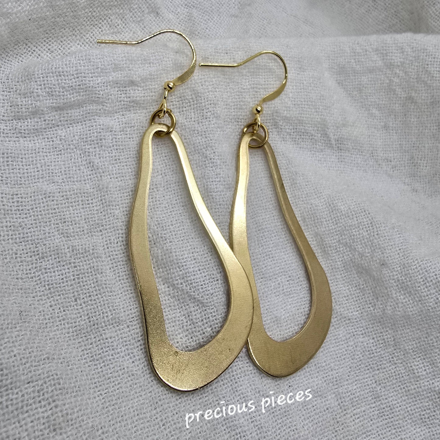 Wavy Teardrop Earrings