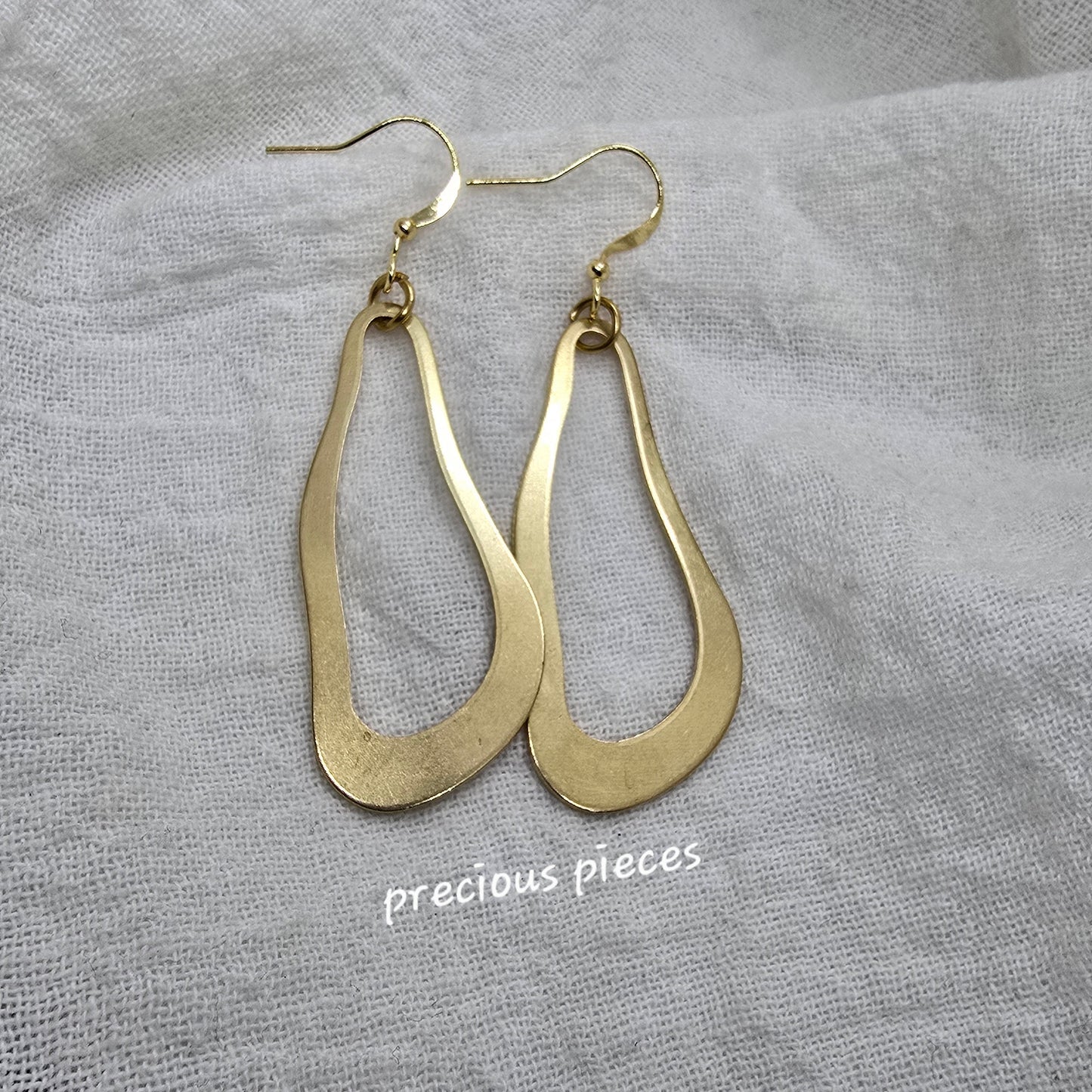 Wavy Teardrop Earrings