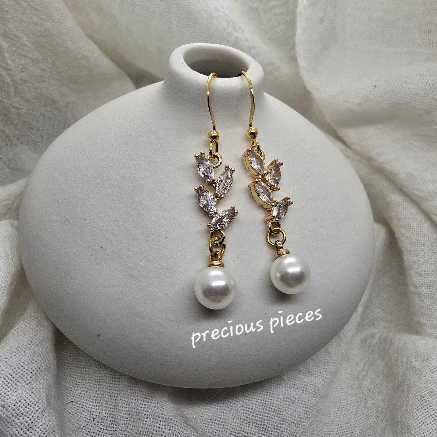 Cubic Zirconia Branch Pearl Earrings