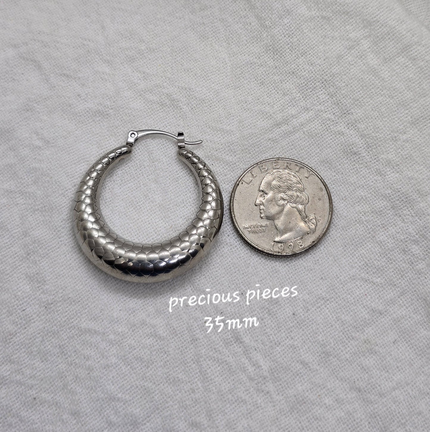 Honeycomb Pattern Silver Hoop Earrings