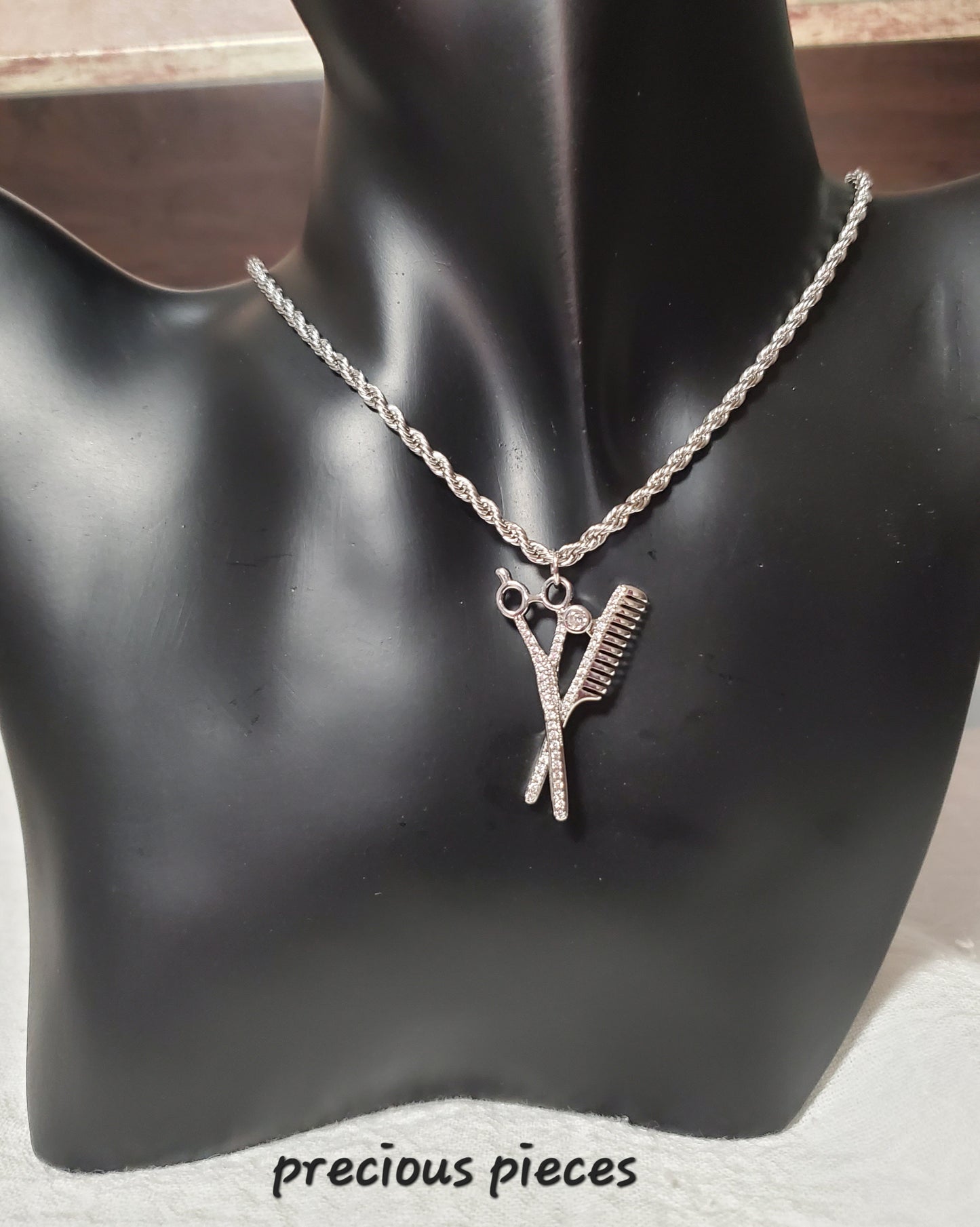 Stylist's Bestfriend Necklace